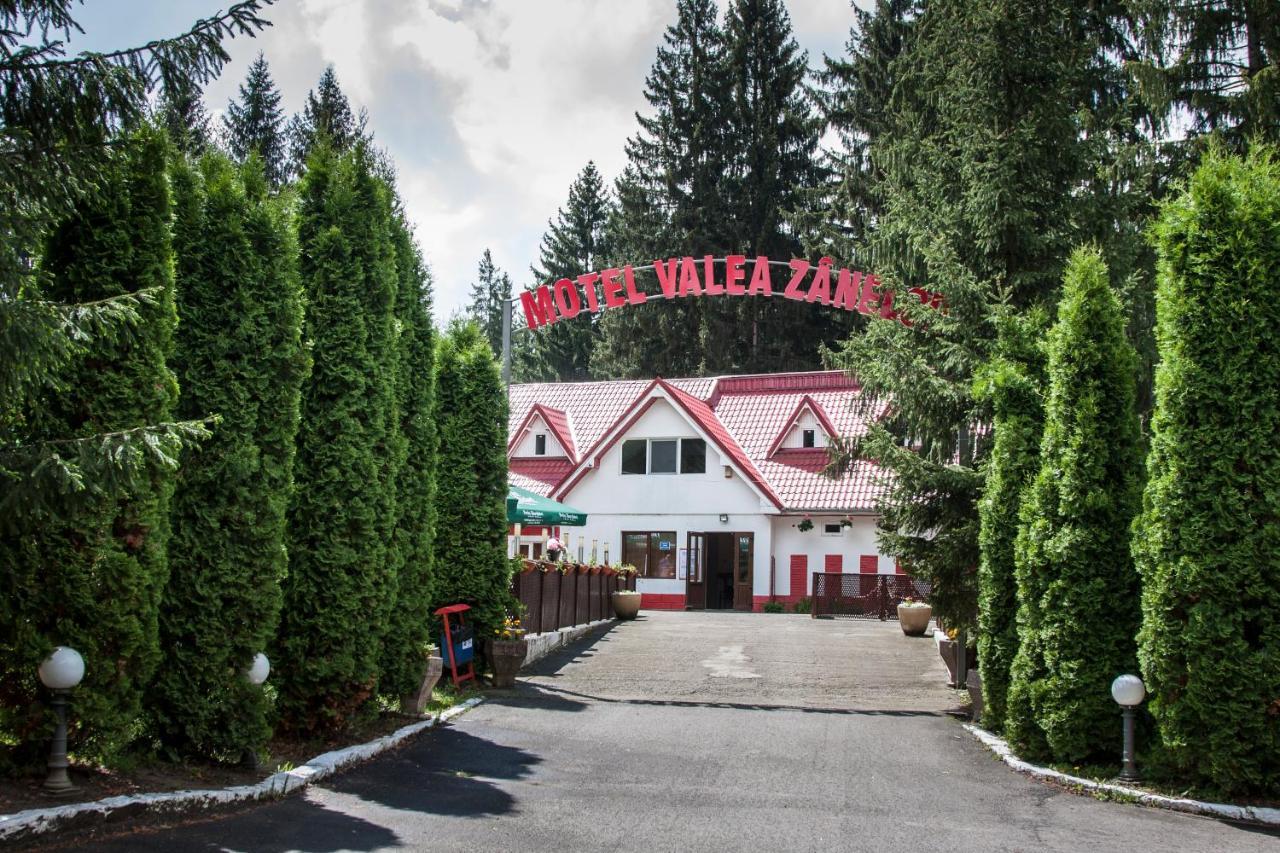 Motel Valea Zanelor Covasna Exterior photo